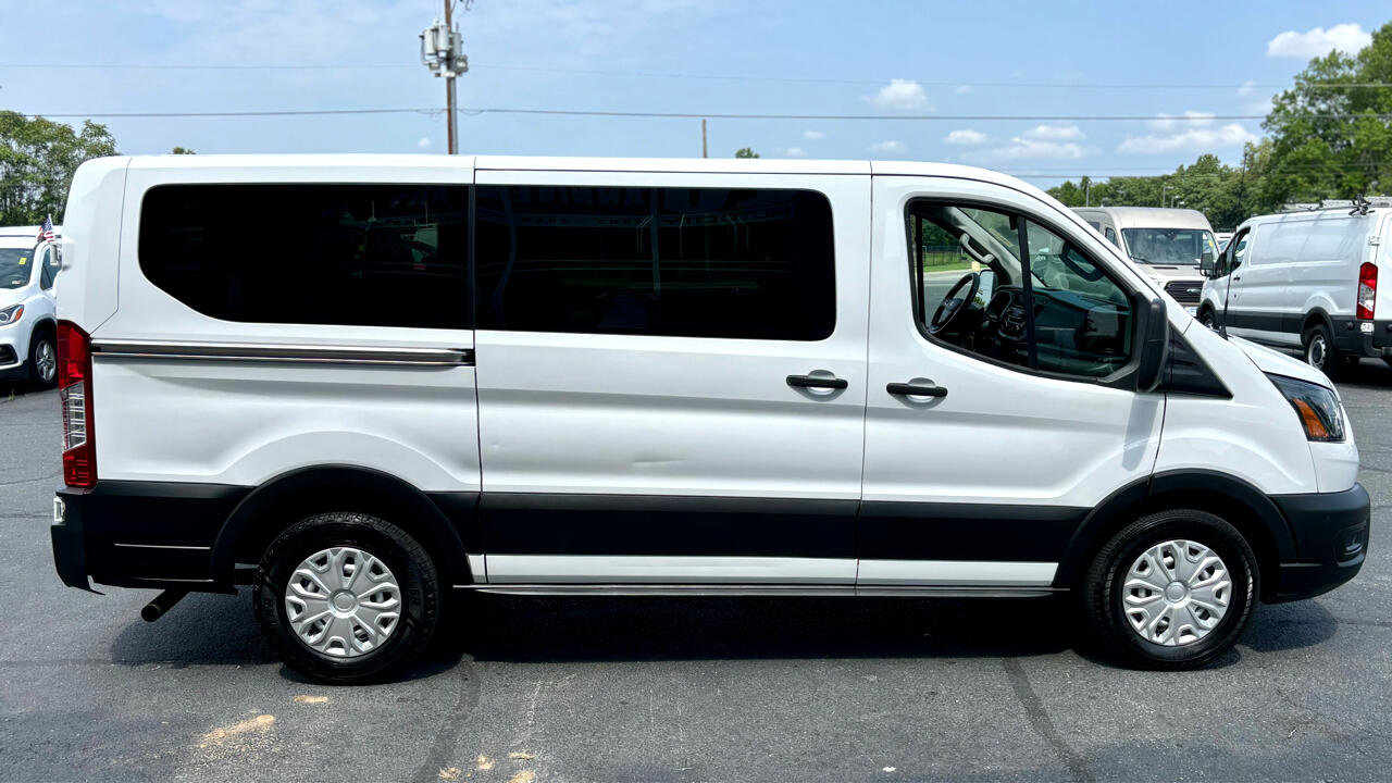 Used 2021 Ford Transit 150 XL image 4