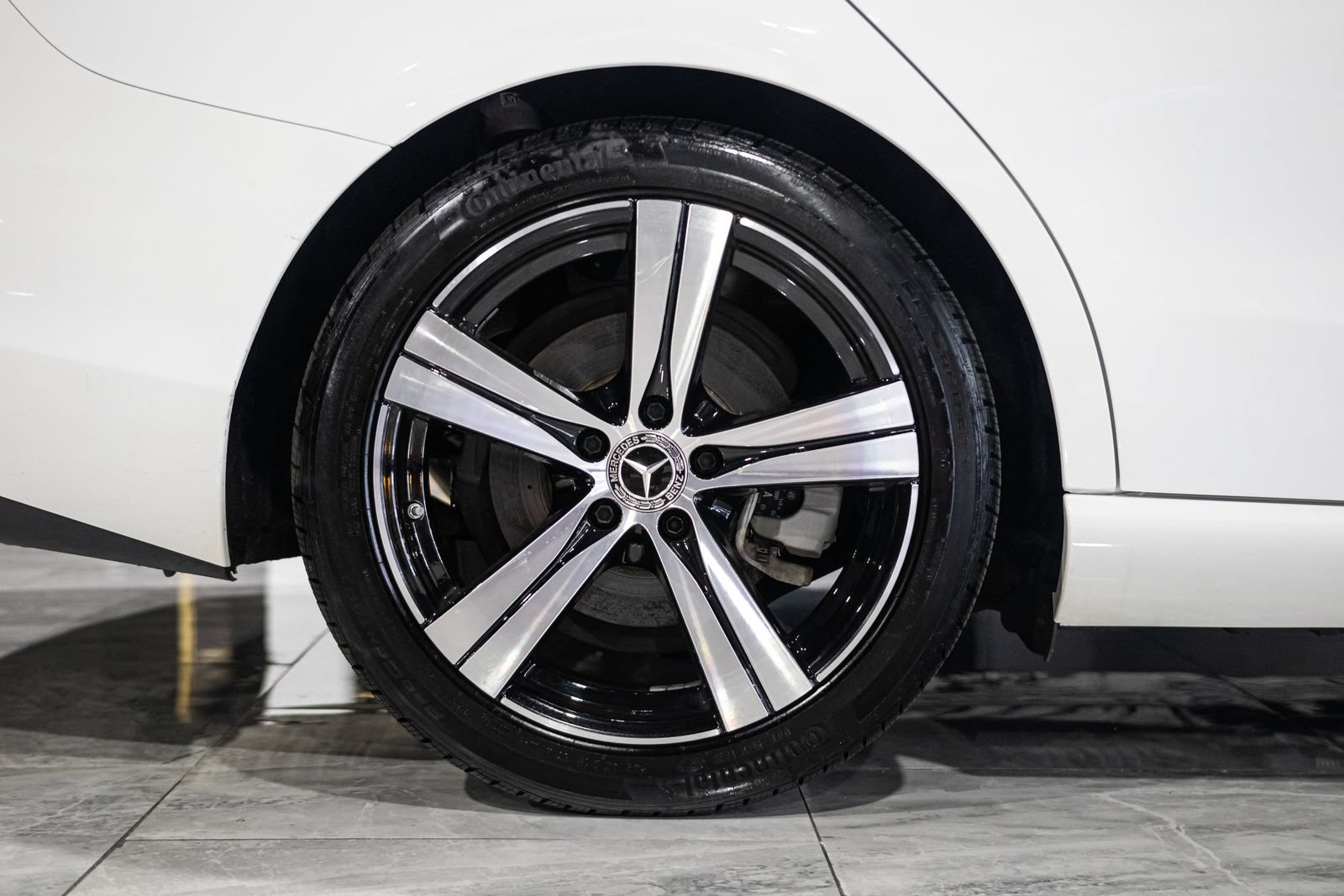 Used 2025 Mercedes-Benz C 300 4MATIC Sedan image 30