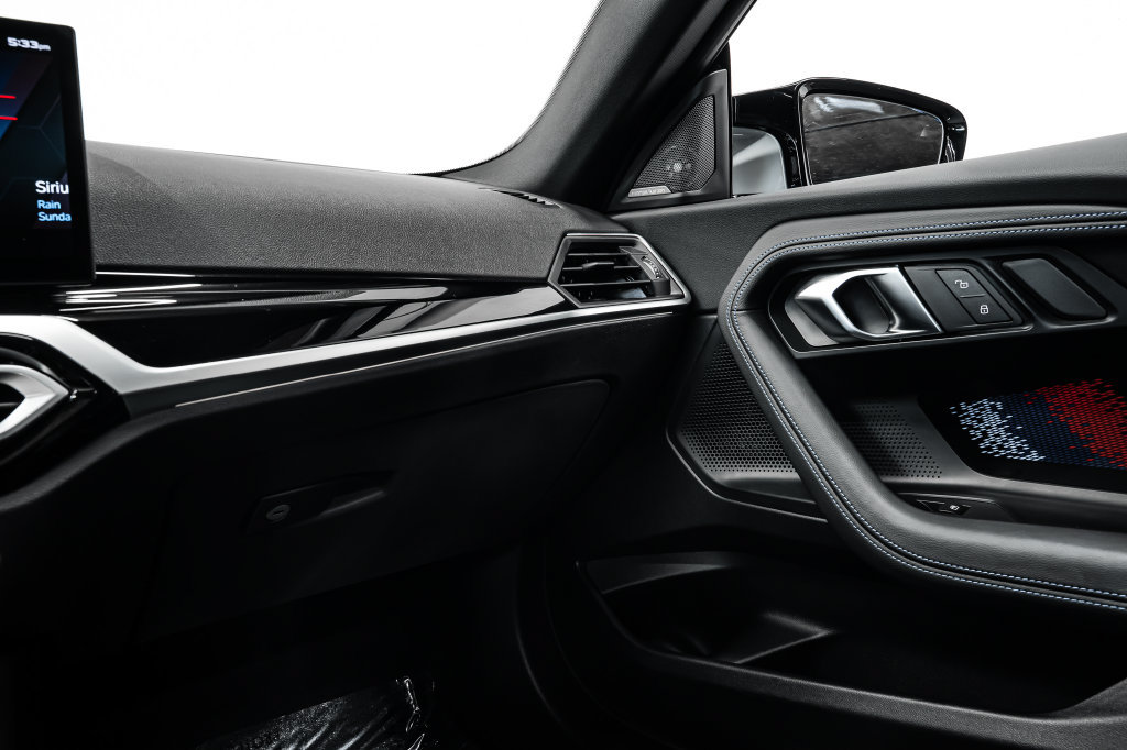 Used 2024 BMW M2 w/ Lighting Package RWD image 32
