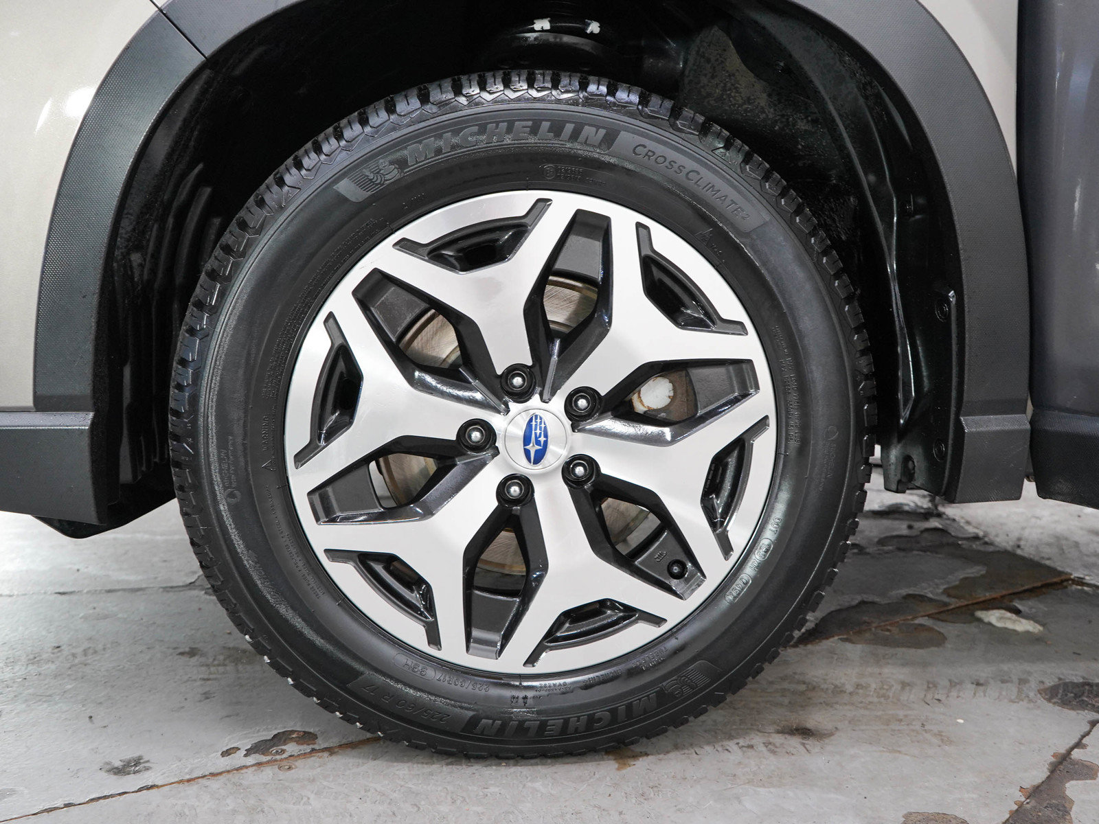 Used 2019 Subaru Forester Premium w/ All-Weather Package AWD/4WD image 29