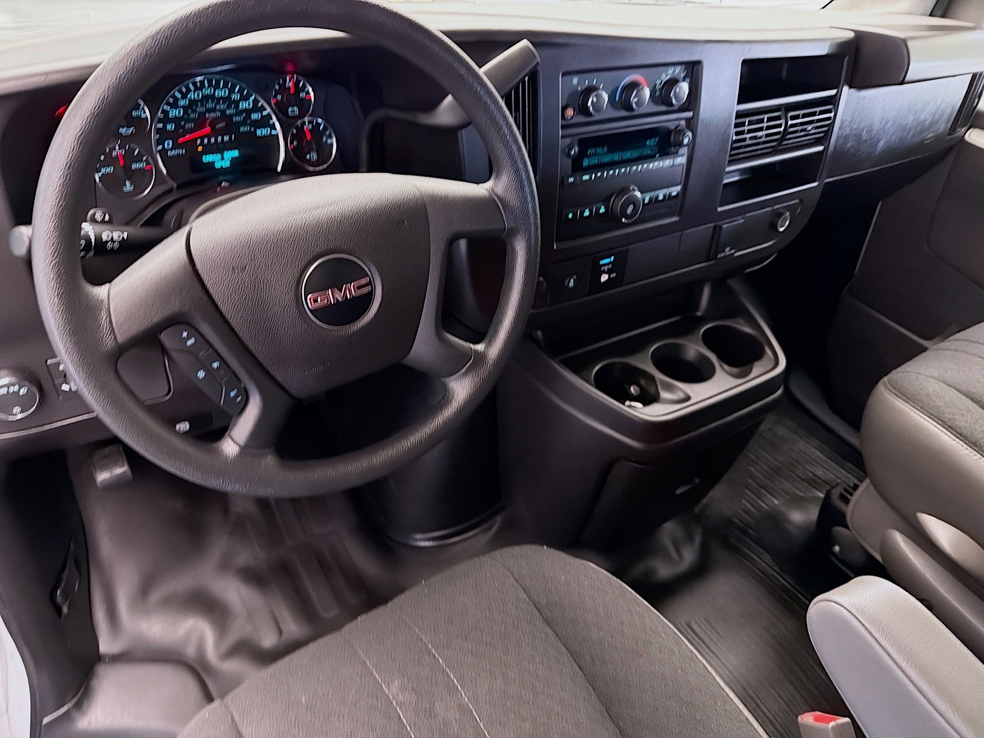 Used 2024 GMC Savana 2500 w/ Driver Convenience Package image 16