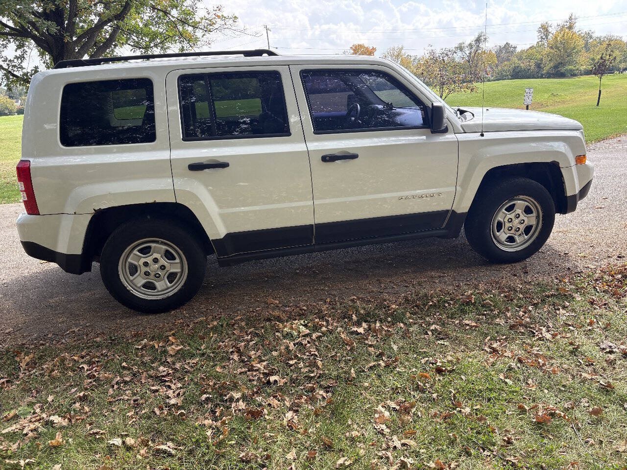 Used 2014 Jeep Patriot Sport FWD image 12