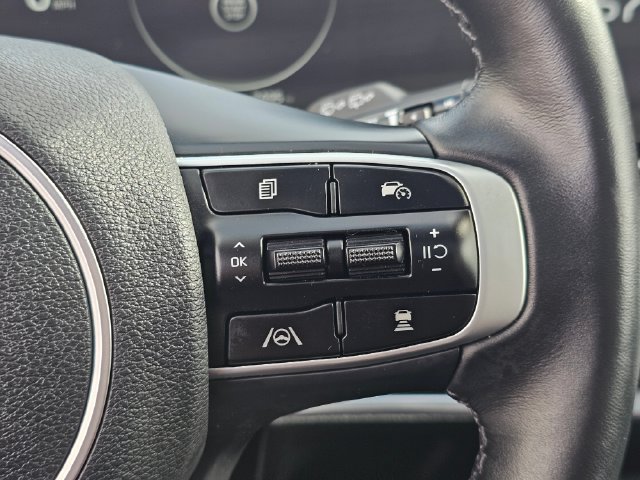 Certified 2025 Kia Sportage SX AWD/4WD image 30