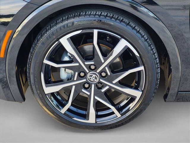 Certified 2026 Toyota Prius Plug-In Hybrid FWD image 22
