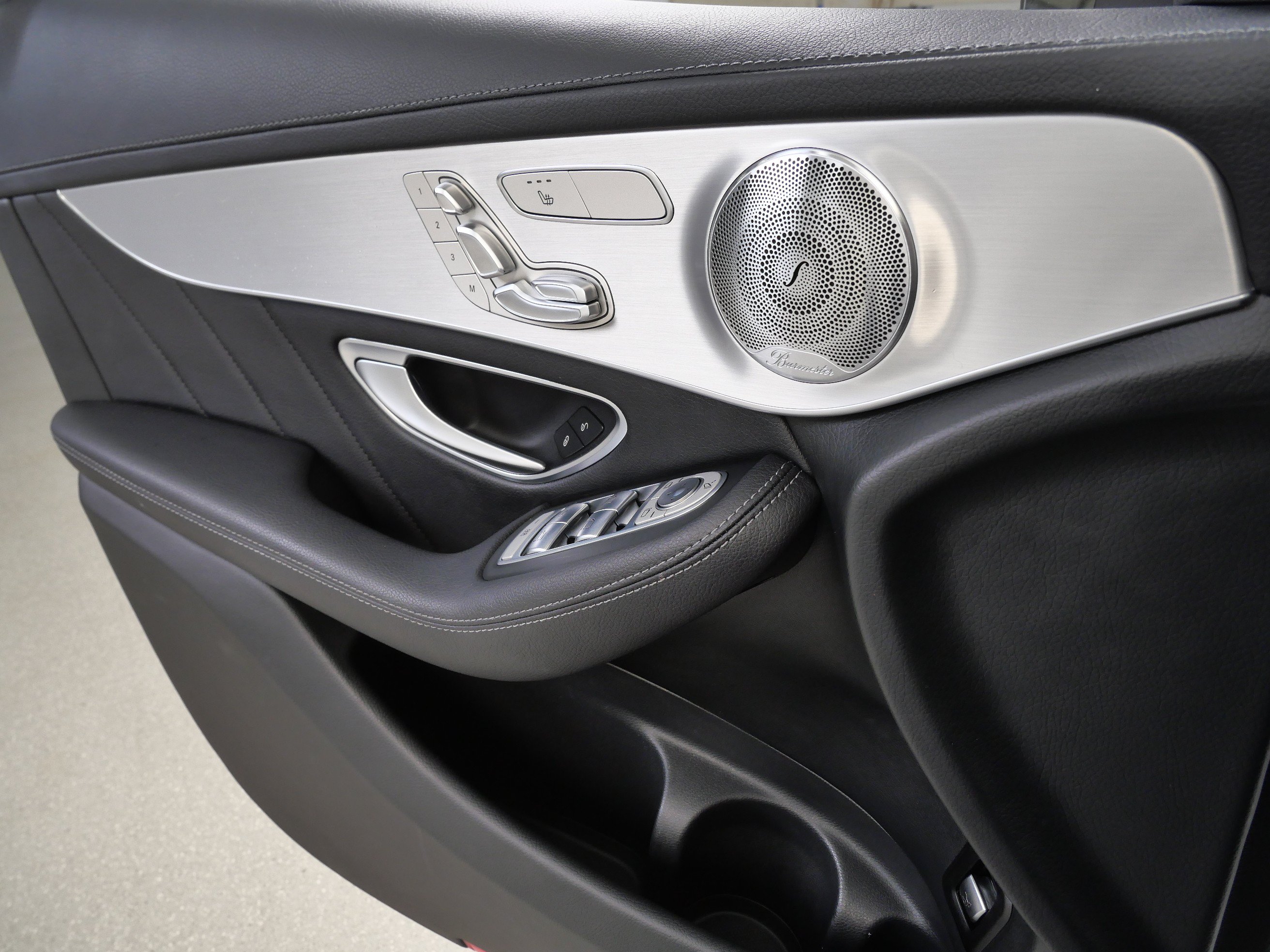 Used 2018 Mercedes-Benz GLC 43 AMG 4MATIC image 31