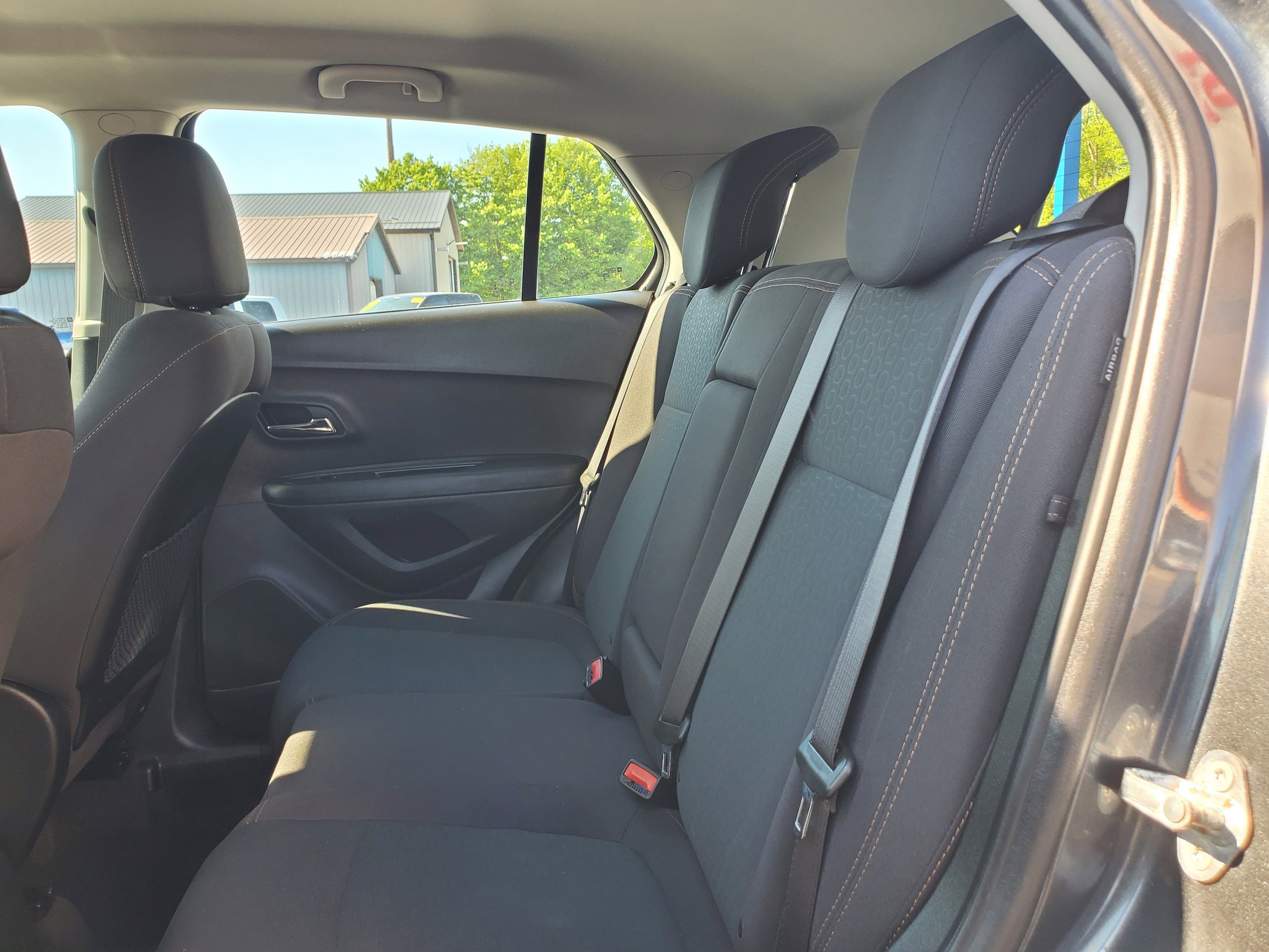 Used 2019 Chevrolet Trax LS AWD/4WD image 20