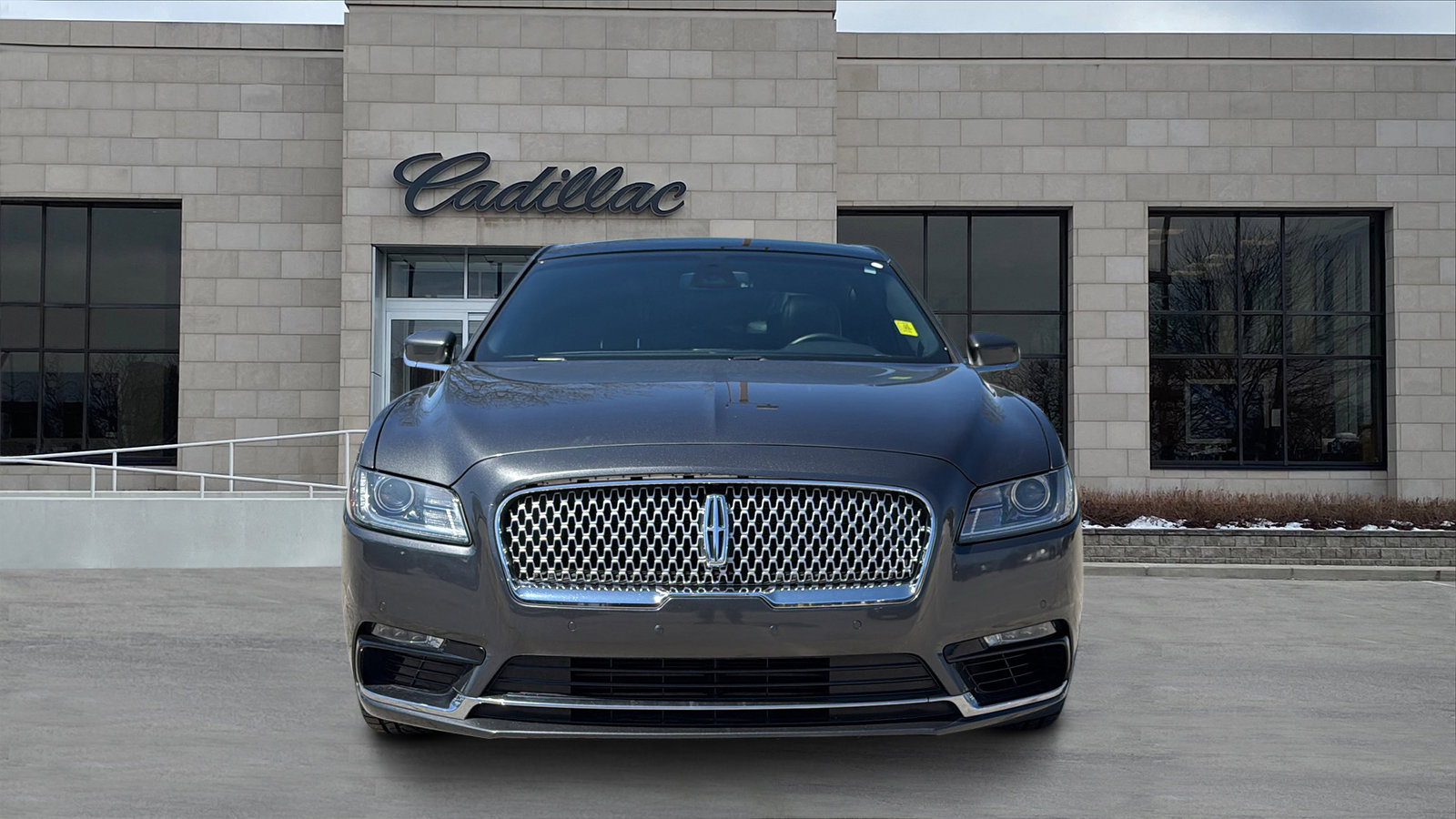 Used 2017 Lincoln Continental Select w/ Climate Package AWD/4WD image 7