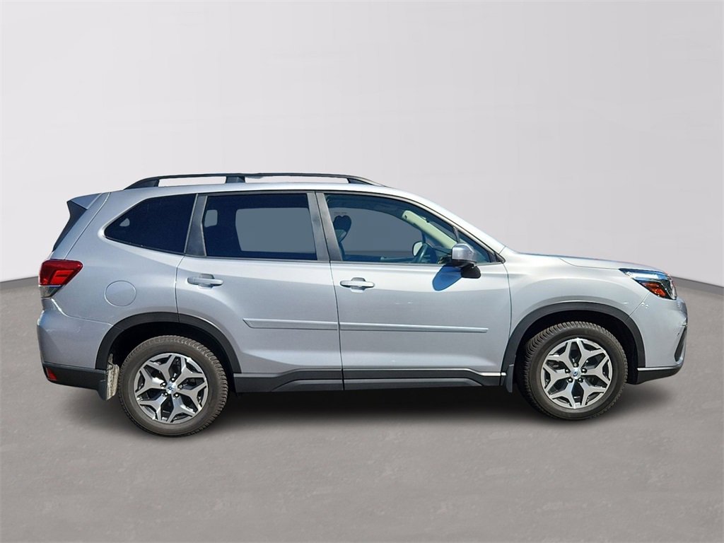 Used 2019 Subaru Forester Premium image 7