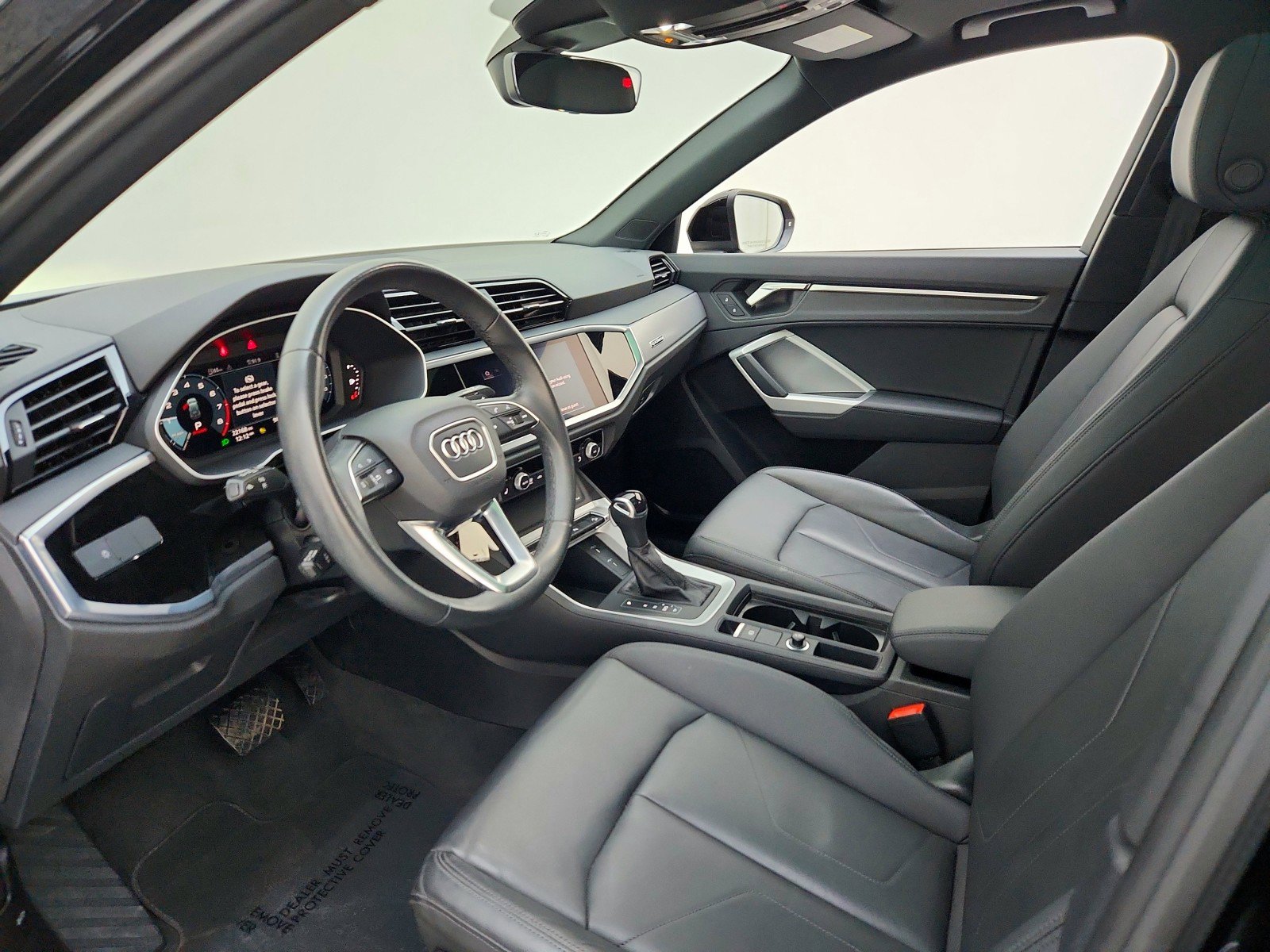 Used 2022 Audi Q3 2.0T Premium AWD/4WD image 16