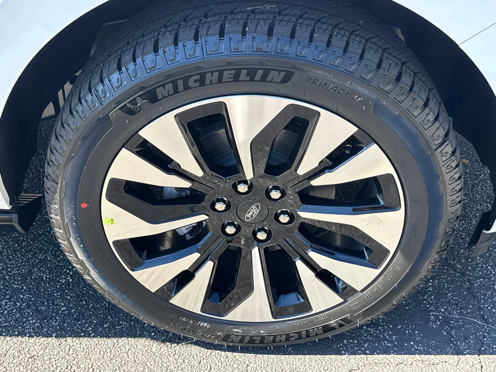 New 2026 Ford Expedition Max Platinum w/ Driver's Package AWD/4WD image 14