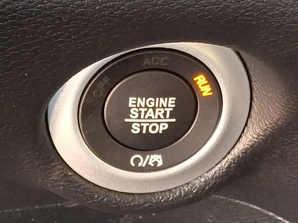 New 2026 Chrysler Voyager LX FWD image 15