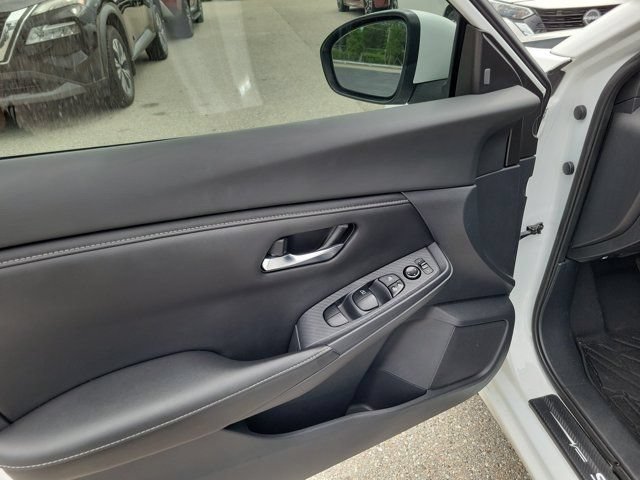 Certified 2022 Nissan Sentra SV FWD image 20