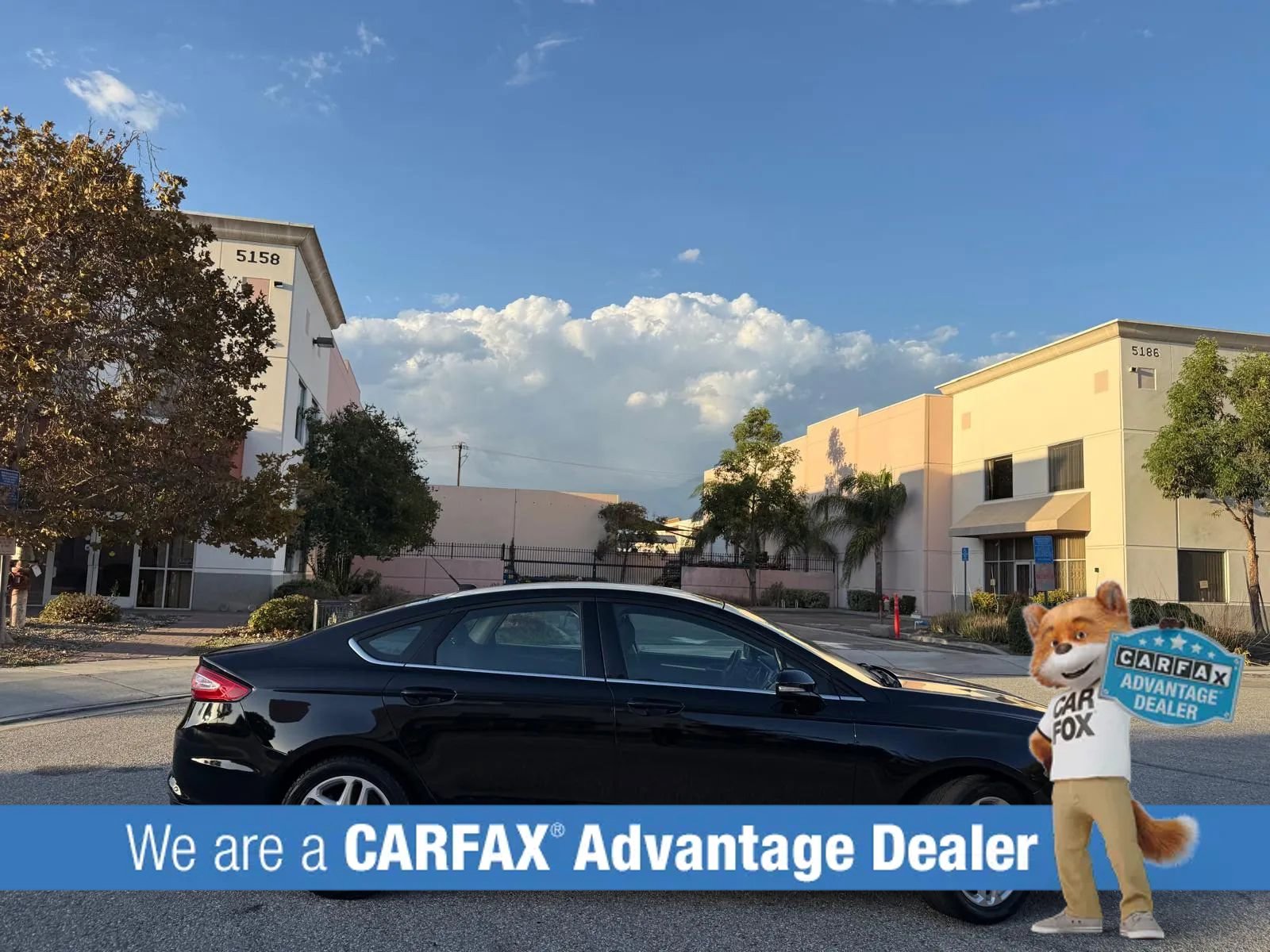 Used 2016 Ford Fusion SE FWD image 3