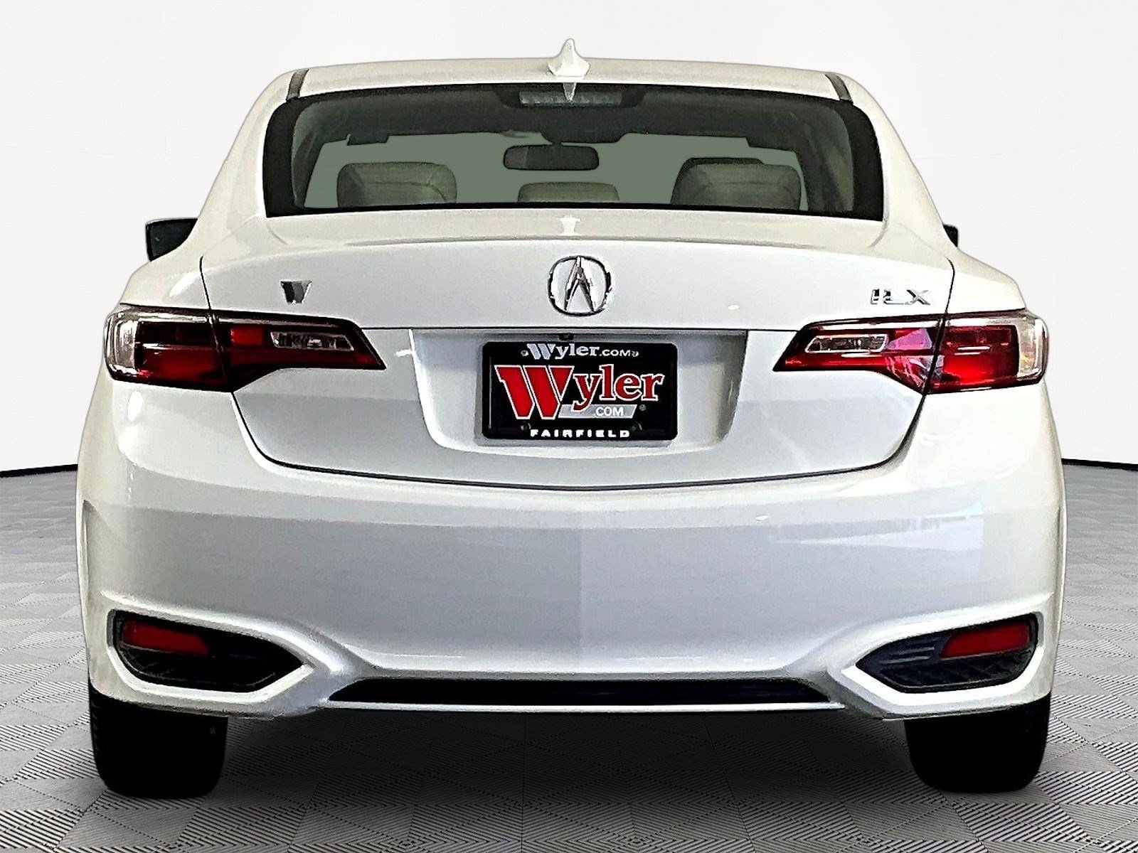 Used 2017 Acura ILX FWD image 5
