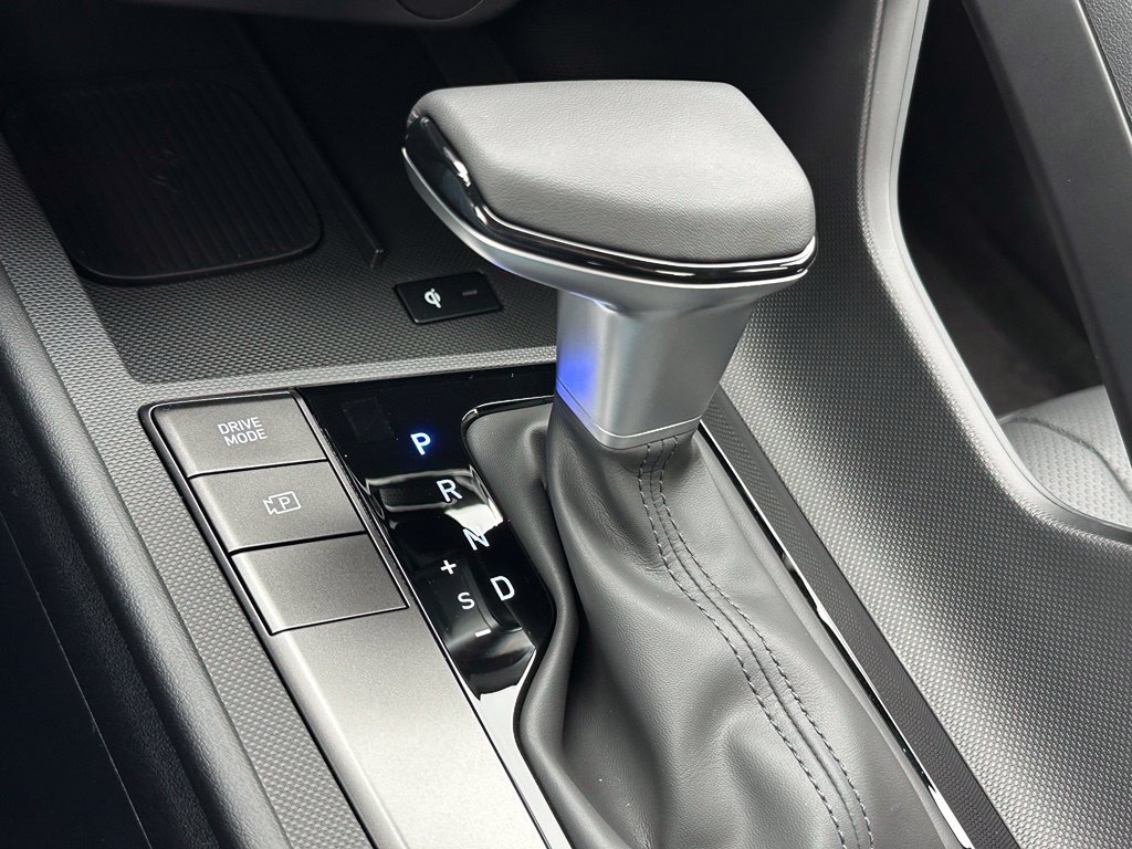 New 2026 Hyundai Elantra SEL Sport FWD image 18