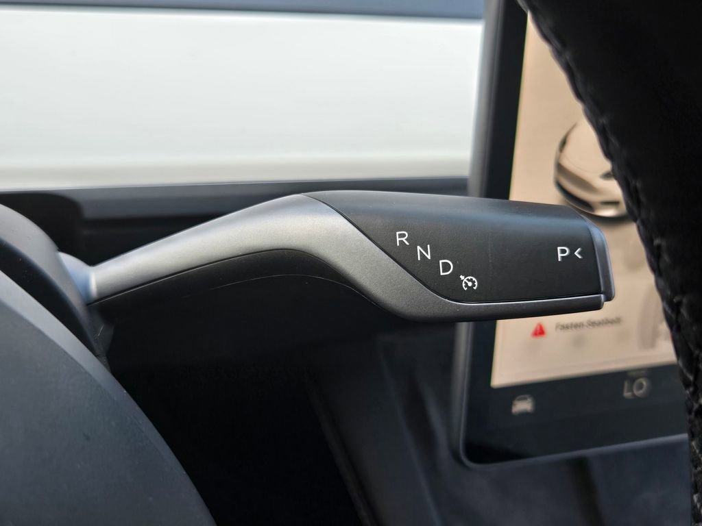 Used 2023 Tesla Model Y Long Range image 21