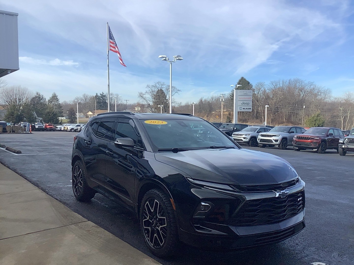 Used 2023 Chevrolet Blazer RS w/ Enhanced Convenience Package AWD/4WD image 3