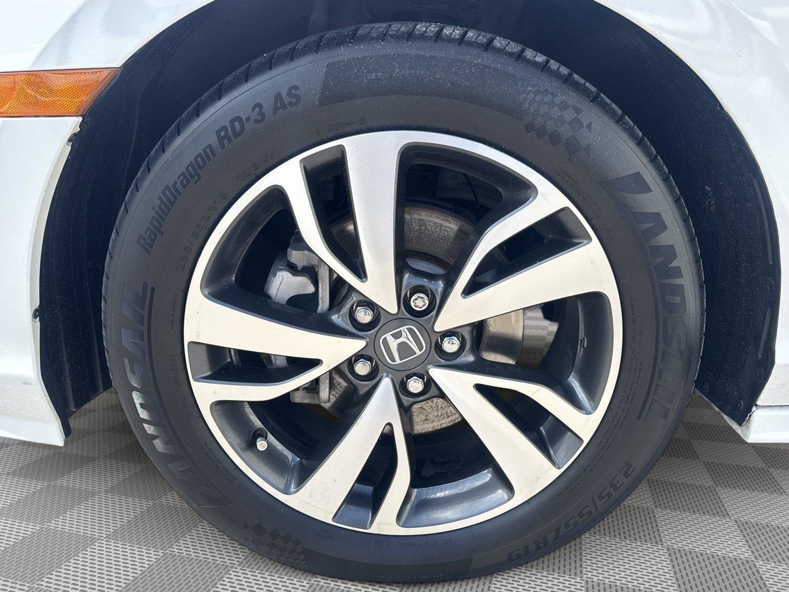 Used 2024 Honda Odyssey Touring image 24