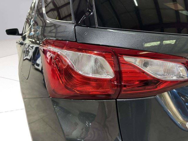 Used 2020 Chevrolet Equinox LT AWD/4WD image 12