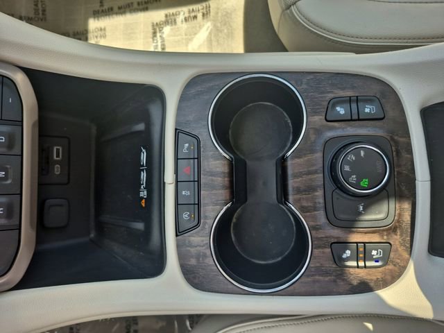 Certified 2023 GMC Acadia Denali w/ Denali Ultimate Package AWD/4WD image 24