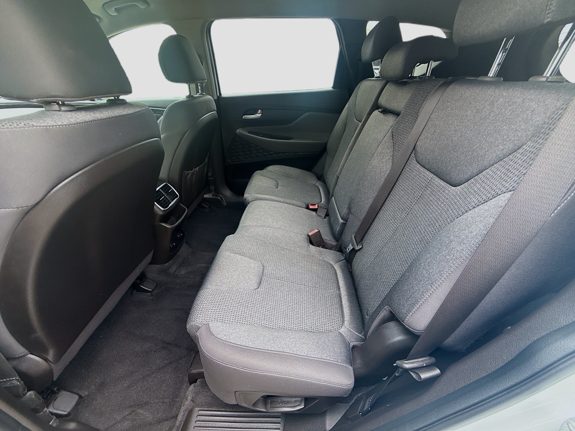 Used 2019 Hyundai Santa Fe SE FWD image 21