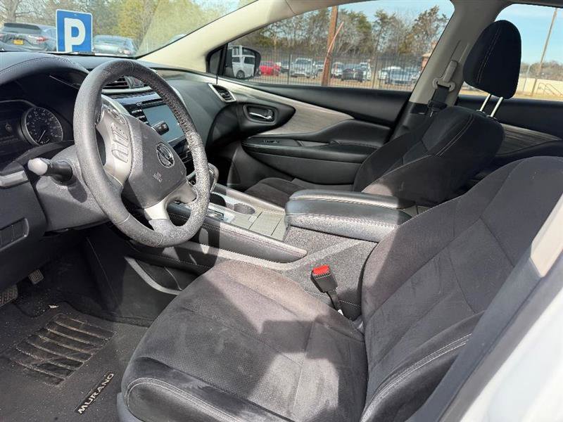 Used 2017 Nissan Murano SV image 6