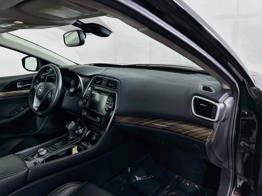 Used 2018 Nissan Maxima Platinum FWD image 38