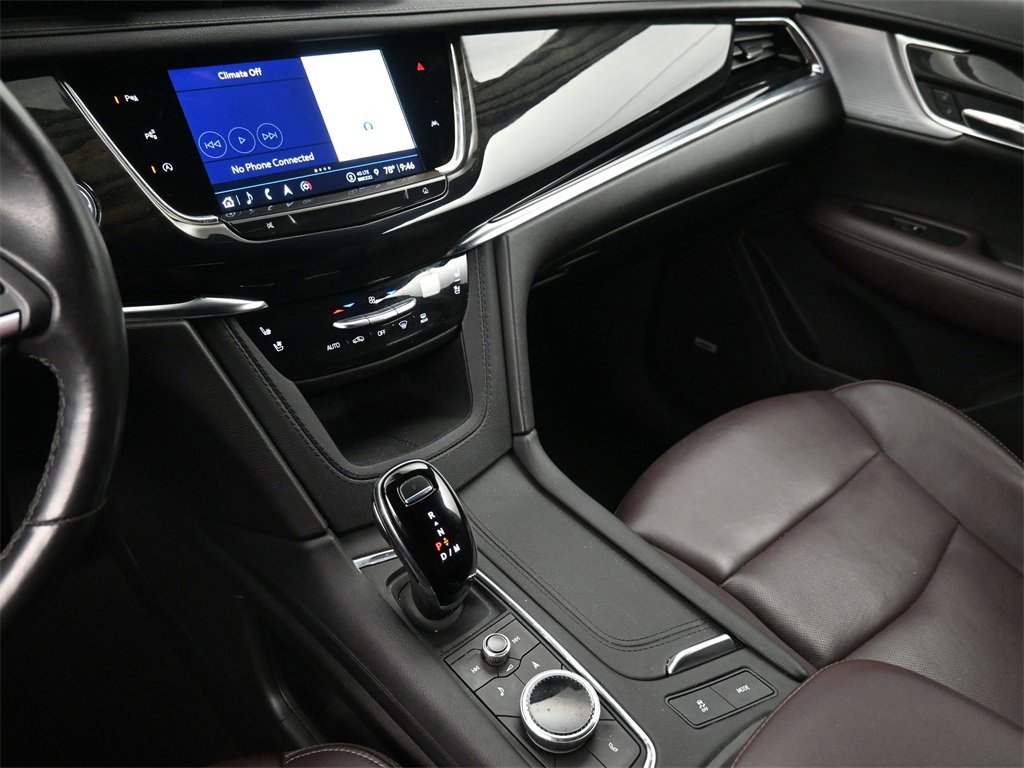 Certified 2023 Cadillac XT6 Premium Luxury w/ Technology Package image 8