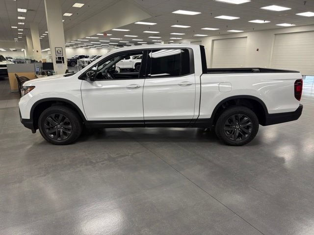Used 2023 Honda Ridgeline Sport image 4