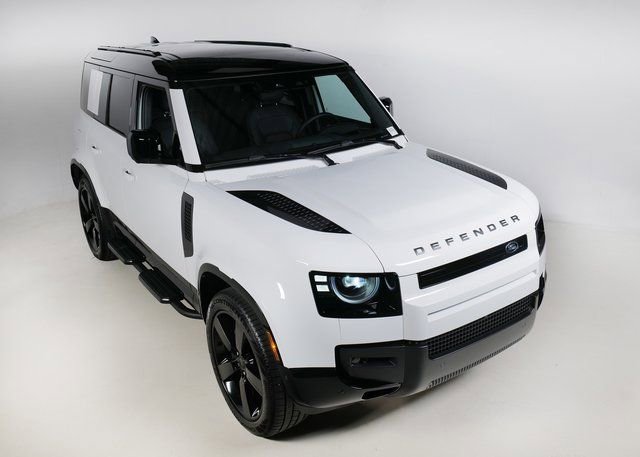 New 2026 Land Rover Defender 110 X-Dynamic SE image 28
