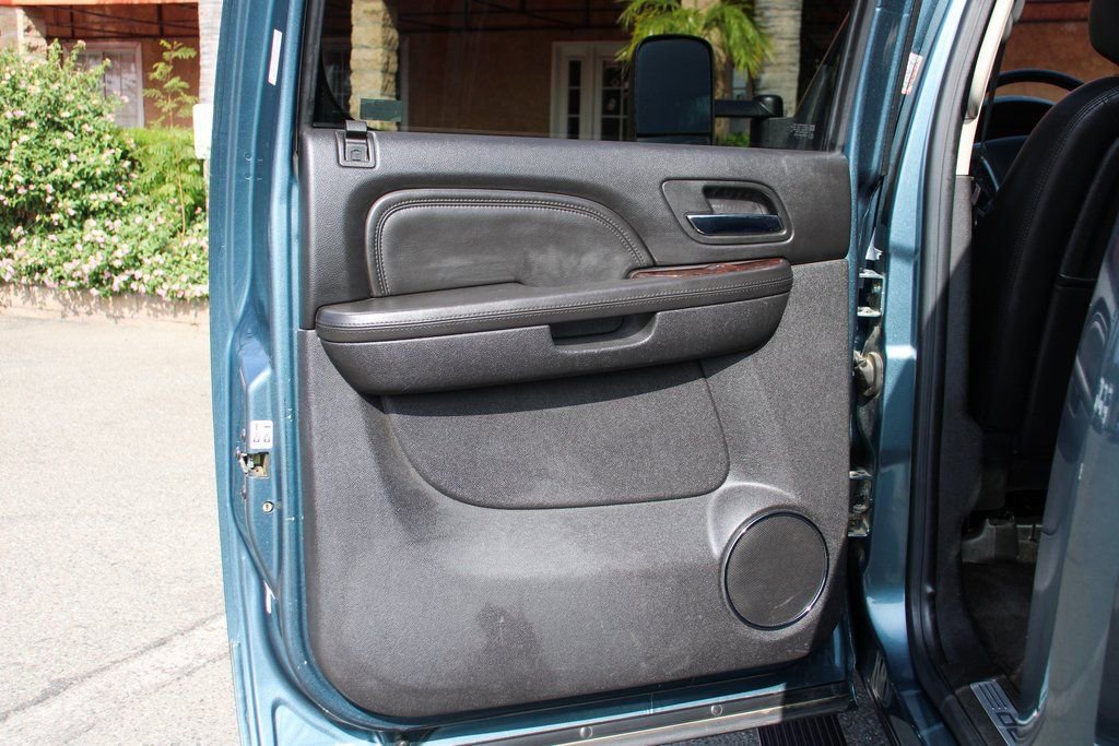 Used 2011 GMC Sierra 2500 Denali image 33