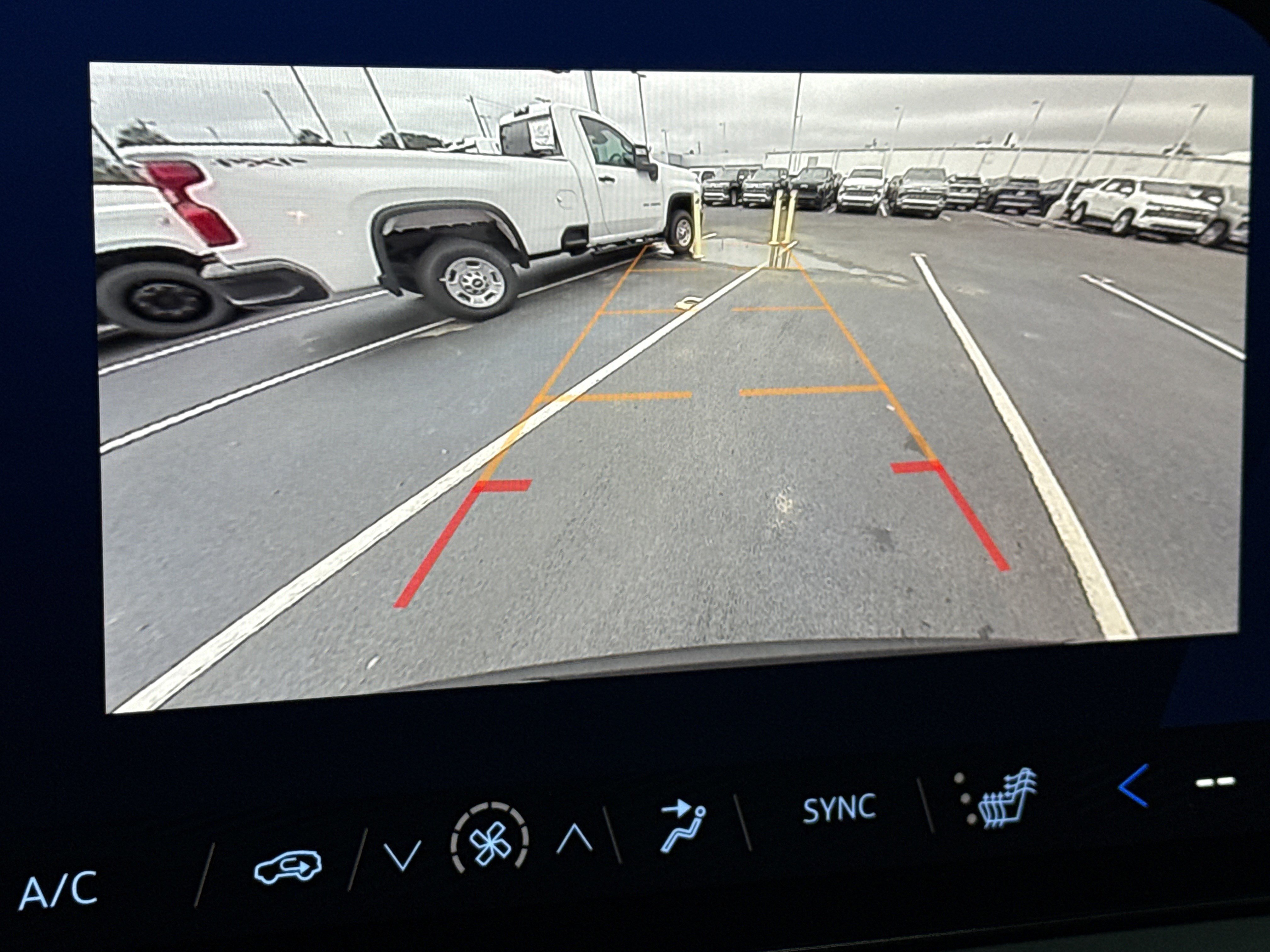 Certified 2025 Chevrolet Traverse LT image 25