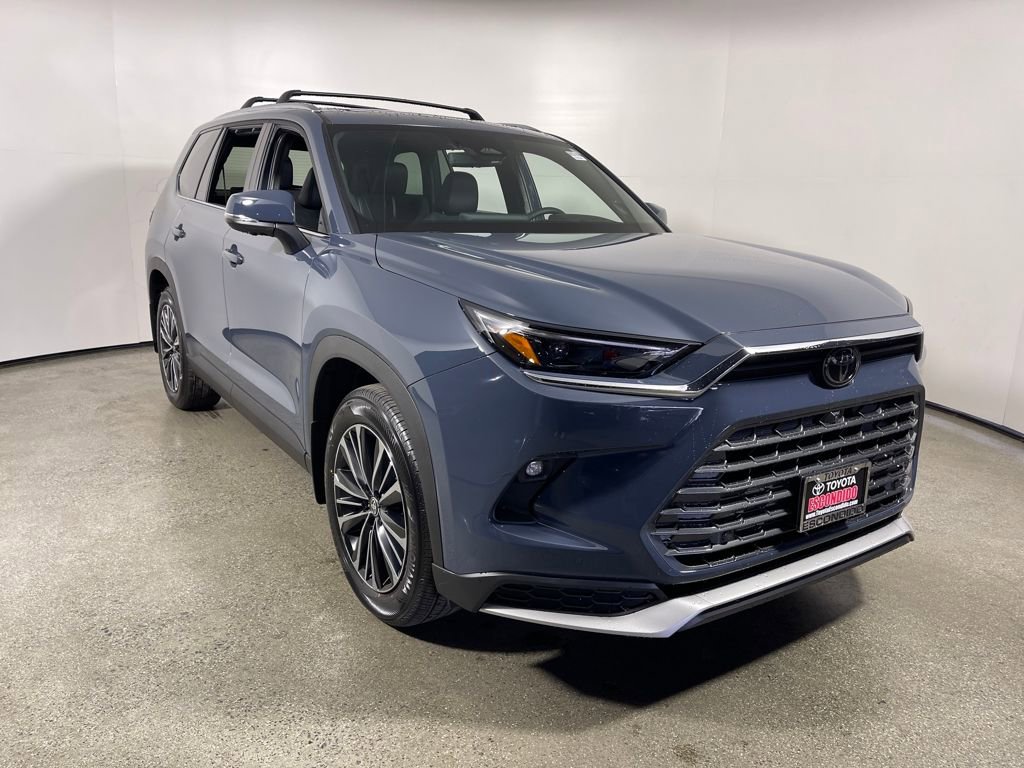 New 2026 Toyota Grand Highlander AWD Hybrid image 1