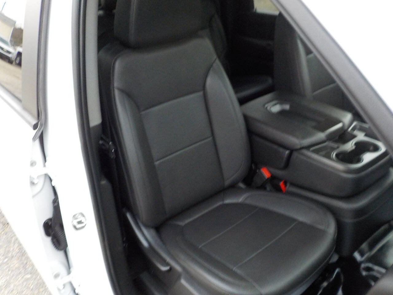 Used 2022 Chevrolet Silverado 2500 W/T w/ WT Fleet Convenience Package image 29