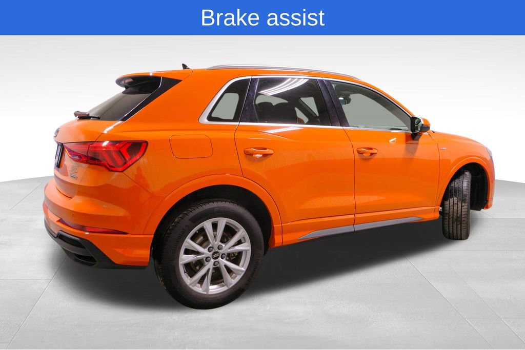 Used 2025 Audi Q3 2.0T Premium image 8