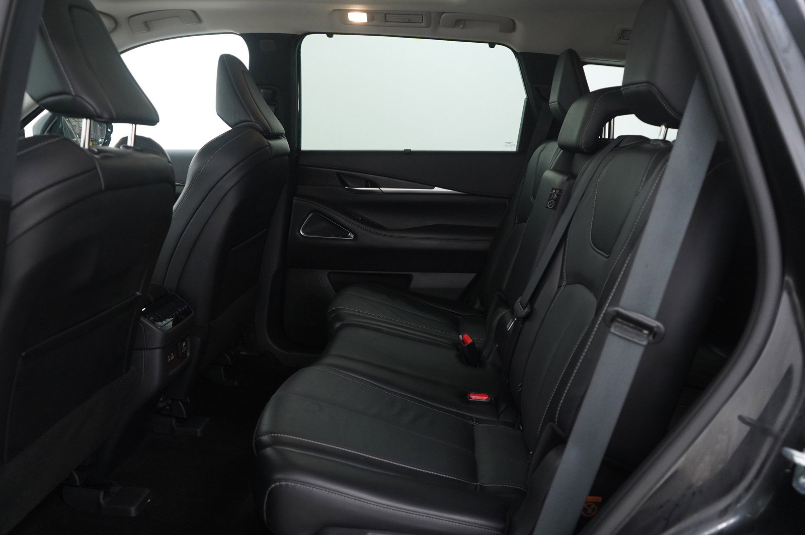 Used 2024 INFINITI QX60 Sensory image 16