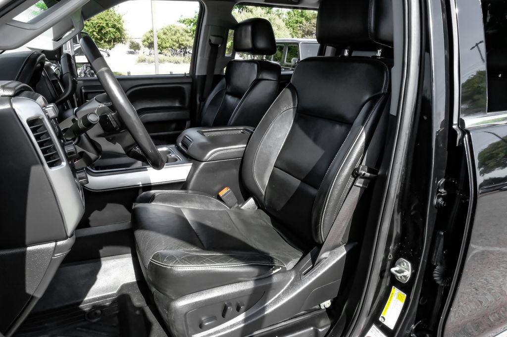 Used 2019 Chevrolet Silverado 2500 LTZ w/ Duramax Plus Package AWD/4WD image 24