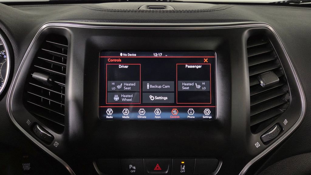 Used 2021 Jeep Cherokee Latitude Lux image 25