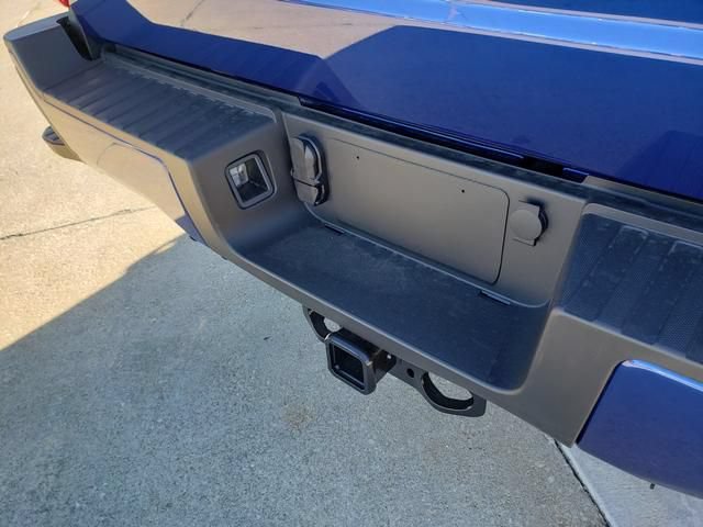 New 2026 Ford F250 XL w/ STX Appearance Package AWD/4WD image 11