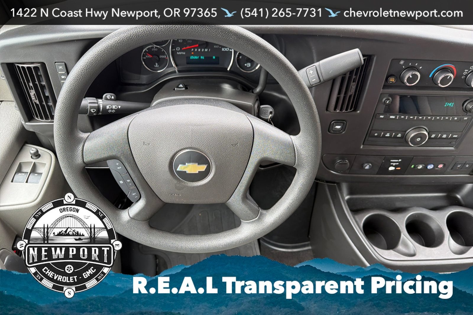 Used 2024 Chevrolet Express 3500 LT w/ LT Preferred Equipment Group RWD image 14