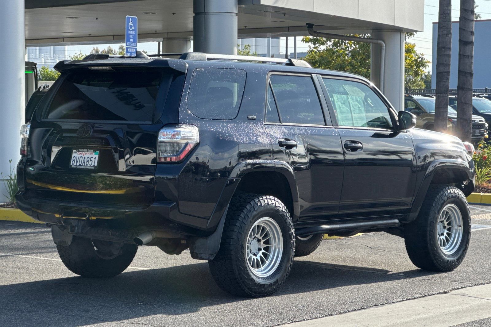 Used 2021 Toyota 4Runner SR5 Premium w/ Moonroof Package AWD/4WD image 4