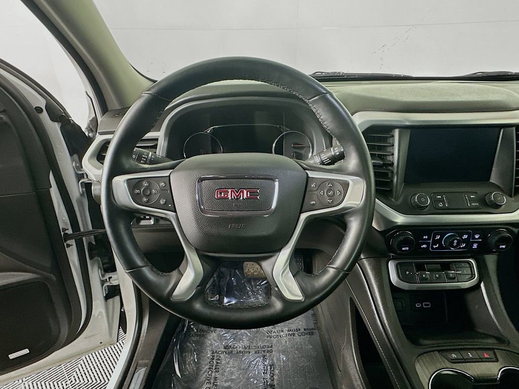 Used 2023 GMC Acadia SLT w/ Technology Package image 18
