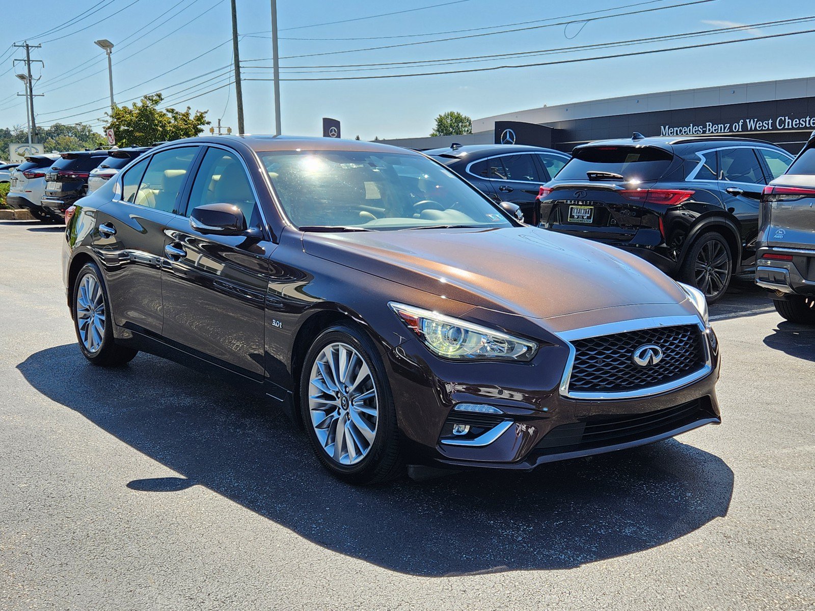 Certified 2018 INFINITI Q50 Luxe w/ Sensory Package (Luxe) AWD/4WD image 2