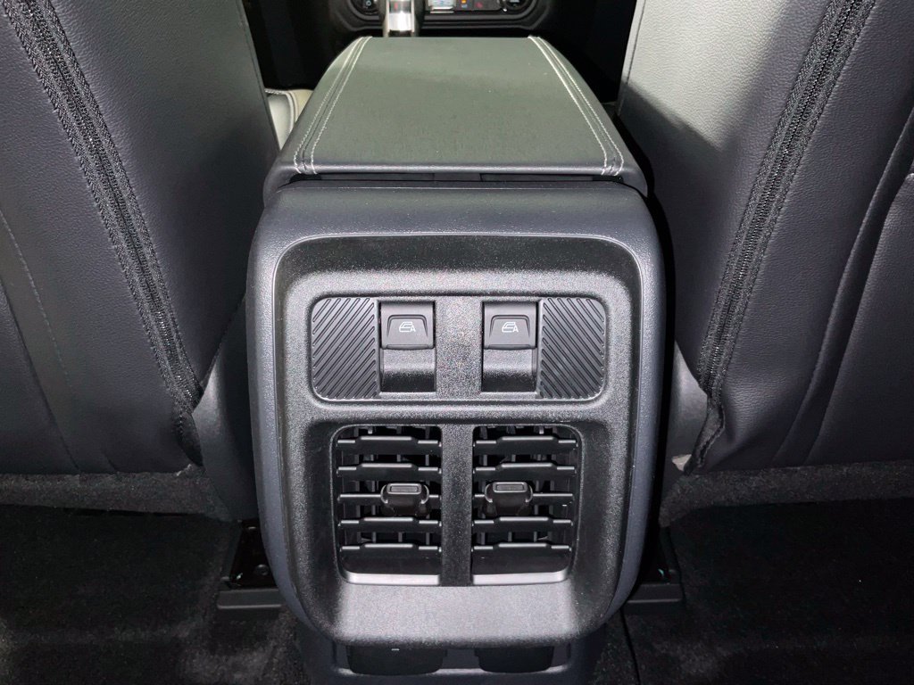 New 2026 Ford Bronco Outer Banks AWD/4WD image 17