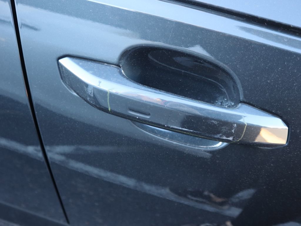 Used 2017 Audi A4 2.0T Premium w/ Convenience Package image 21