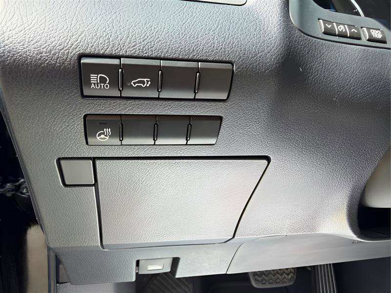 Used 2018 Lexus RX 350L FWD image 22