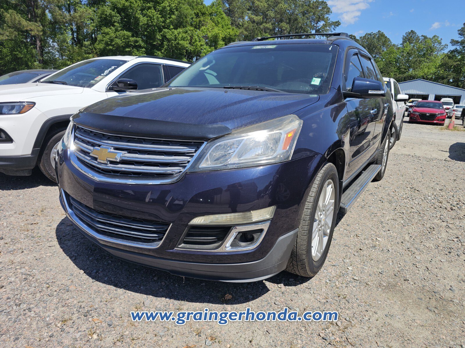 Used 2015 Chevrolet Traverse LT w/ Style and Technology Package image 2