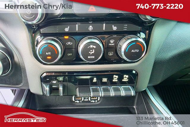 Used 2020 RAM 2500 Big Horn w/ Night Edition AWD/4WD image 18