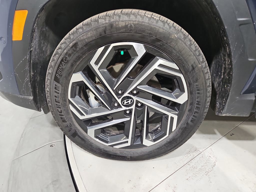 Certified 2025 Hyundai Tucson Limited image 29
