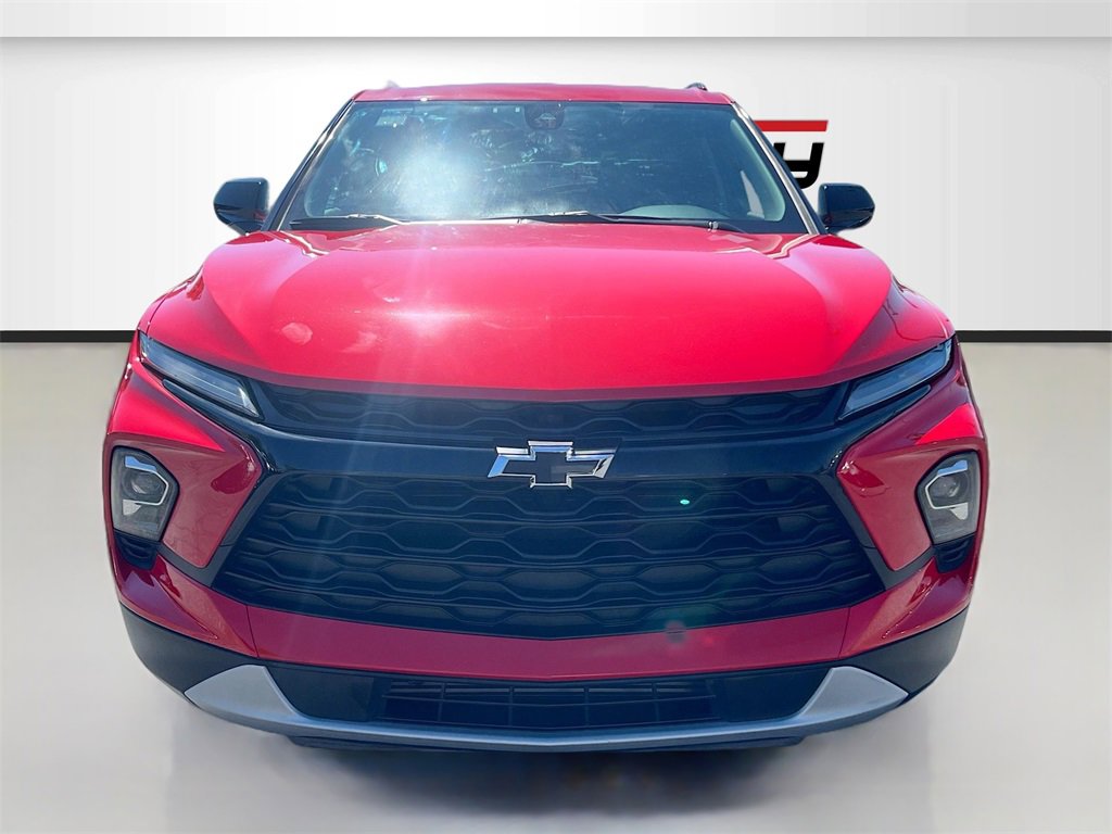 Used 2024 Chevrolet Blazer LT w/ Convenience Package image 2